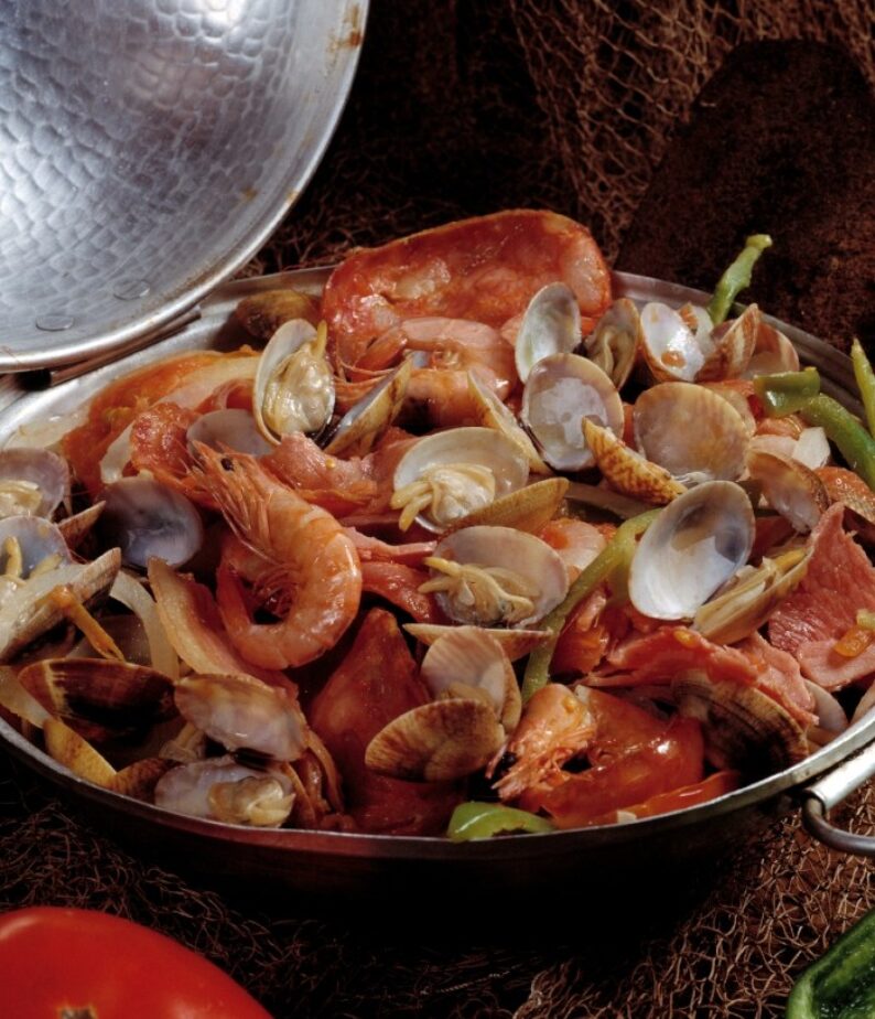 Imagem da tipica cataplana algarvia